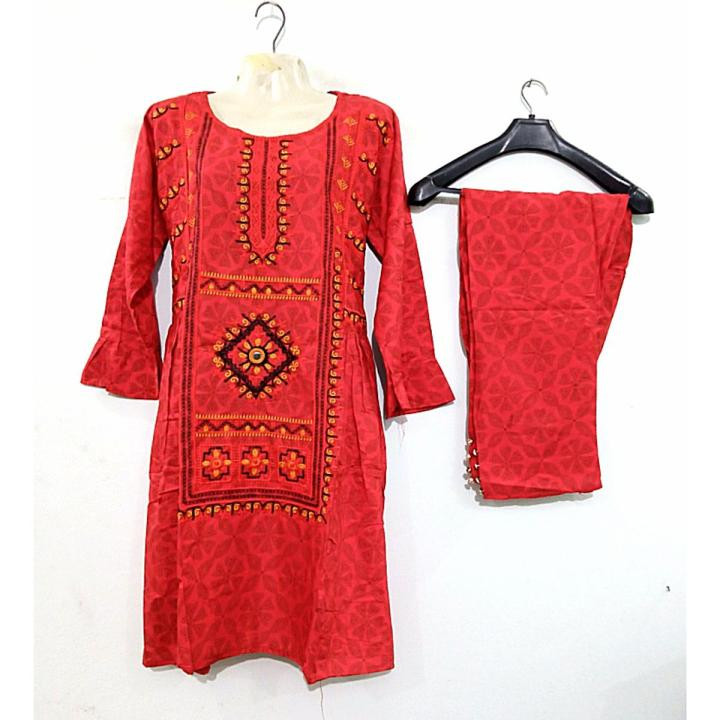 Ladies stitched clothes